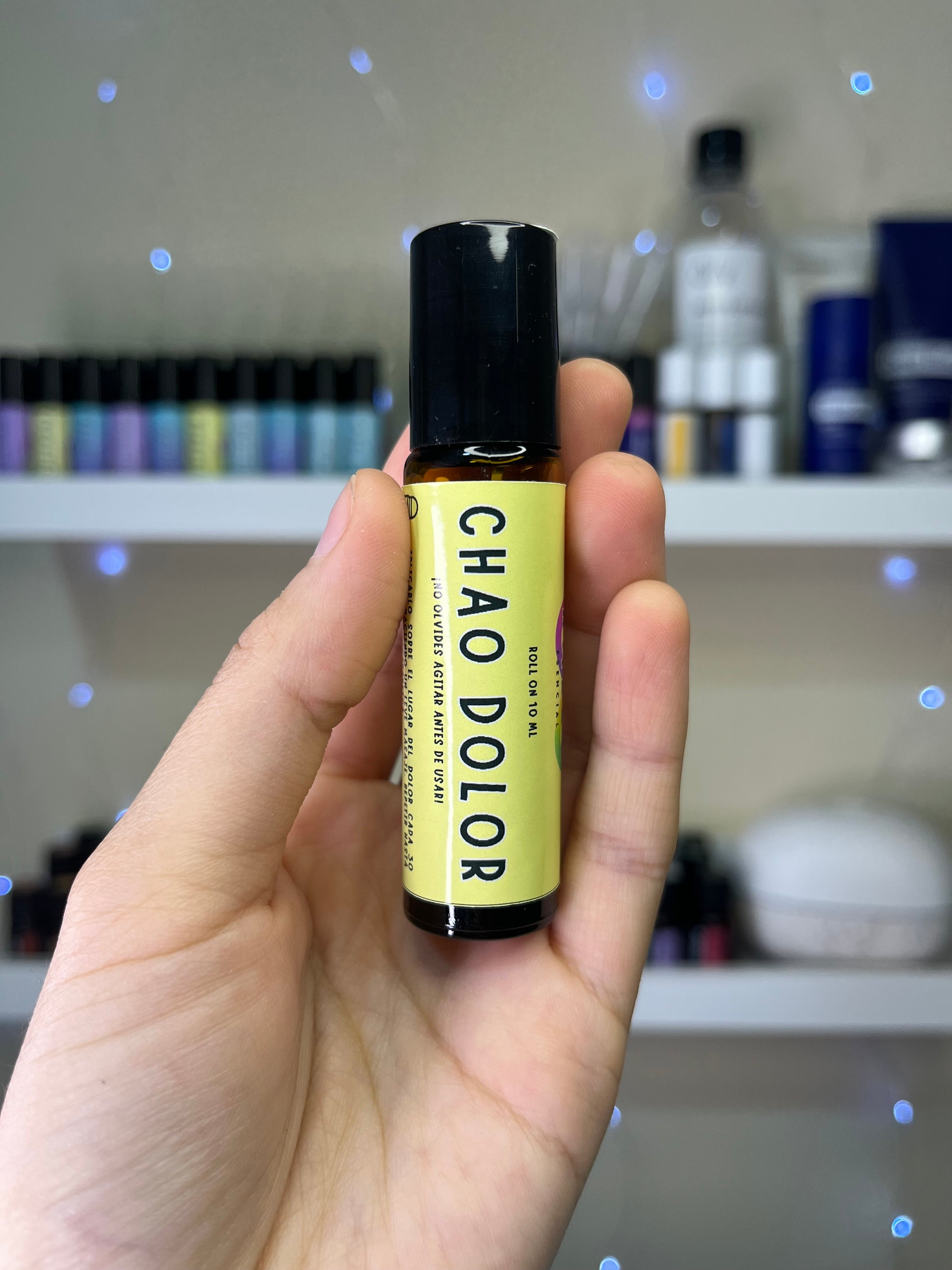 Roll on Chao Dolor Guatita de 10 ml para sensibilidad digestiva en personas neurodivergentes. Producto natural hecho en Chile.