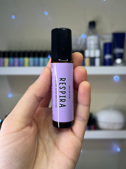Roll on Respira de 10 ml para apoyar la respiración y aliviar la congestión. Producto natural hecho en Chile.